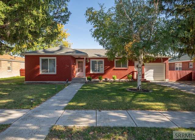 Property at 770 S Stout Ave, Blackfoot, ID 83221, 3 beds, 2 baths