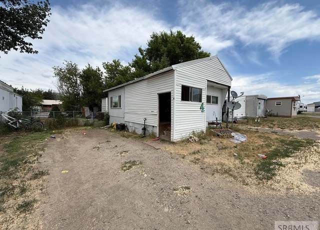 Property at 399 S 3rd W #4, Rigby, ID 83442, 2 beds, 1 bath