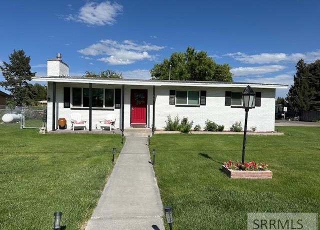 Property at 69 S 1200 W, Blackfoot, ID 83221, 3 beds, 1 bath