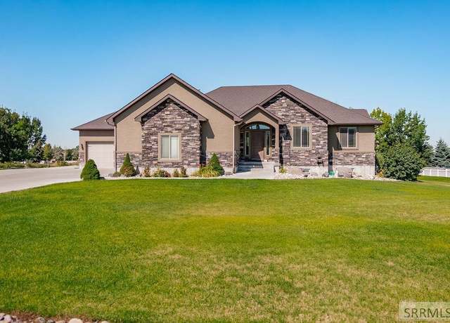 Property at 1810 S Bobwhite Dr, Ammon, ID 83401, 6 beds, 3.5 baths