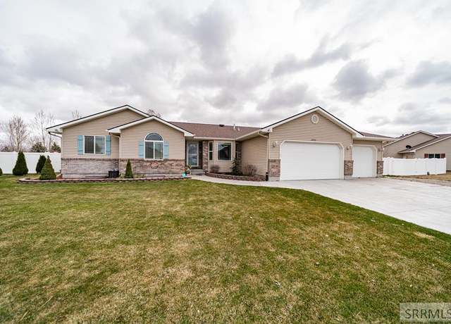 Property at 2970 N Dallin Dr, Idaho Falls, ID 83401, 7 beds, 3.5 baths