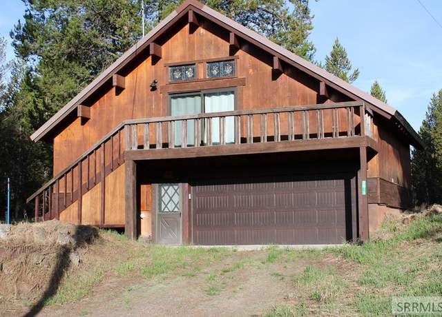 Property at 2813 E Pinehaven Dr, Island Park, ID 83429, 1 bed, 1 bath