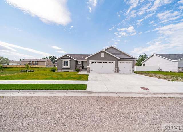 Property at 561 Lincoln St, Rigby, ID 83442, 6 beds, 3 baths