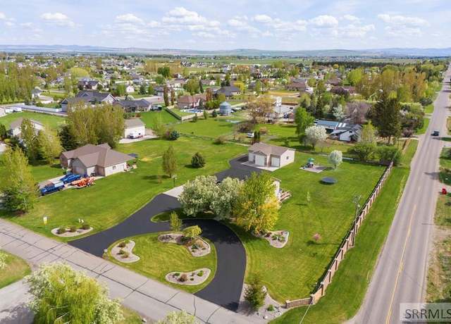 Property at 3902 E 154 N, Rigby, ID 83442, 5 beds, 3.5 baths
