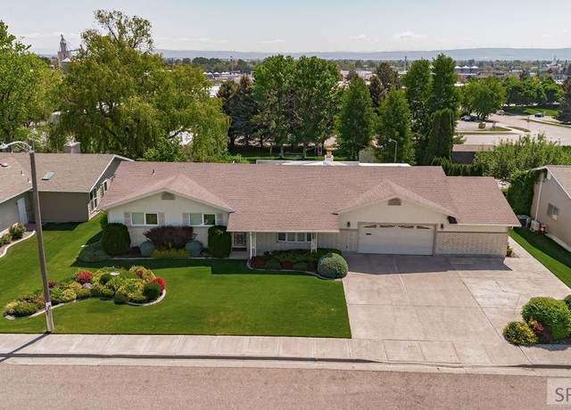 Property at 1274 Norton Ave, Idaho Falls, ID 83402, 4 beds, 3.5 baths