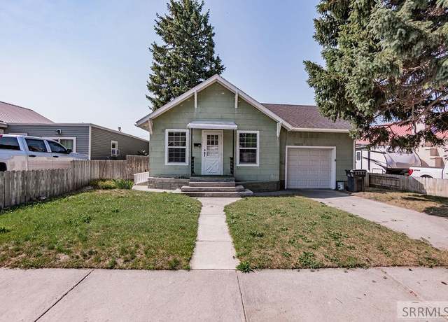 Property at 135 W 14th St, Idaho Falls, ID 83402, 4 beds, 2 baths