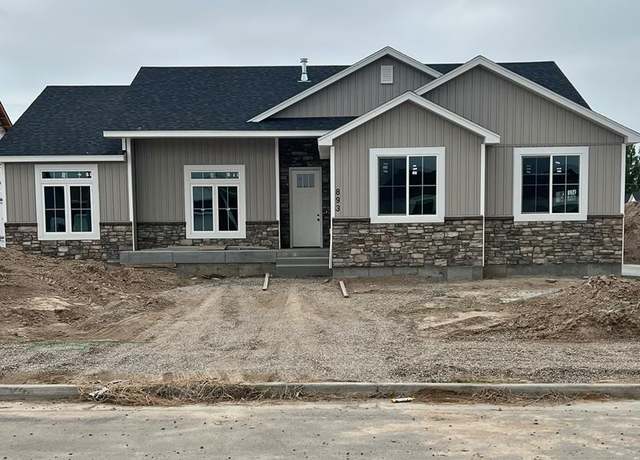 Property at 893 Jack Ln, Idaho Falls, ID 83402, 6 beds, 3 baths