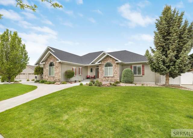 Property at 210 Tollgate Pl, Idaho Falls, ID 83404, 5 beds, 3 baths