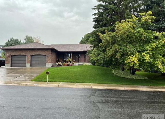 Property at 530 Rolling Hills Dr, Rexburg, ID 83440, 6 beds, 3.5 baths
