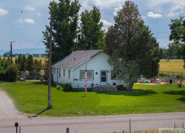 Property at 607 W 225 S, Blackfoot, ID 83221, 2 beds, 1 bath