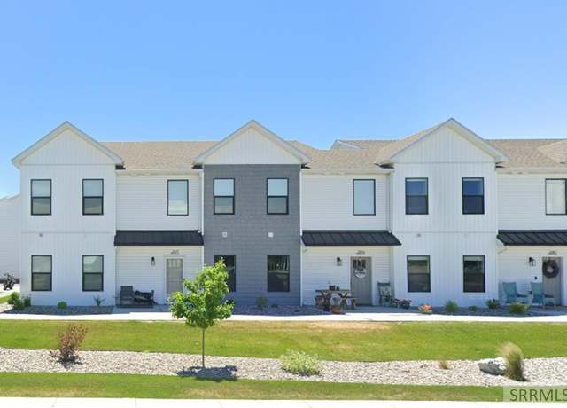 Property at 2997 Sunburst Dr, Ammon, ID 83406, 4 beds, 2.5 baths