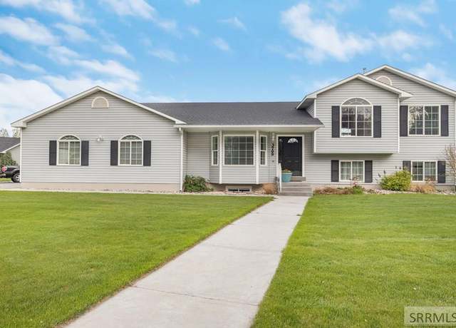 Property at 3799 W Mountain View Dr, Rexburg, ID 83440, 4 beds, 3 baths