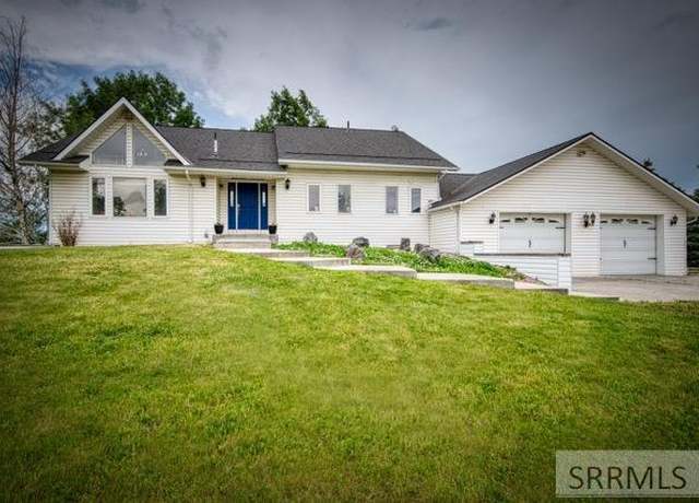 Property at 112 N 350 W, Blackfoot, ID 83221, 4 beds, 2.5 baths