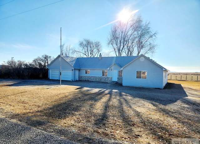 Property at 2768 E 700 N, Roberts, ID 83444, 3 beds, 3 baths