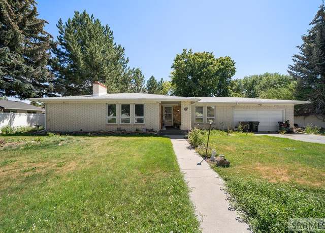 Property at 1890 Niagara St, Idaho Falls, ID 83404, 5 beds, 3 baths