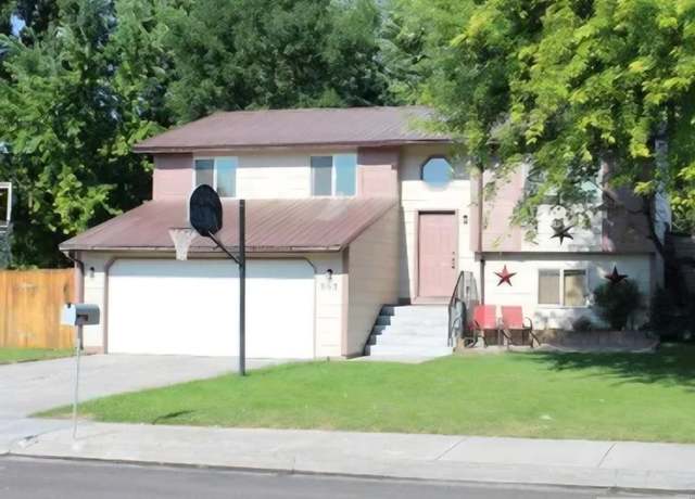 Property at 863 Coachman Dr, Idaho Falls, ID 83402, 5 beds, 2 baths