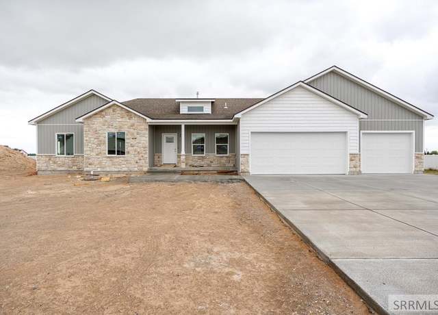 Property at 1586 N 845 E, Shelley, ID 83274, 6 beds, 3 baths
