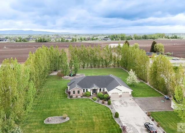 Property at 2272 Robison Dr, Rexburg, ID 83440, 5 beds, 3 baths