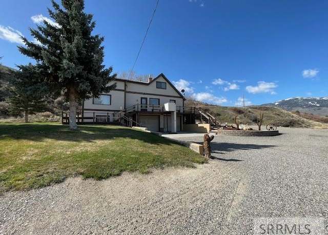 Property at 19 Parkview Rd, Salmon, ID 83467, 6 beds, 3 baths