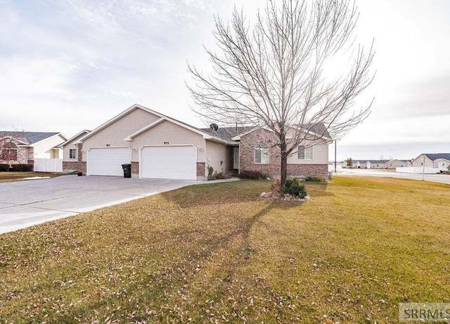 Property at 971 S Clara Ct, Ammon, ID 83406, 3 beds, 2 baths