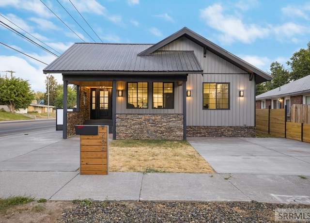 Property at 494 11th St, Idaho Falls, ID 83404, 4 beds, 2.5 baths
