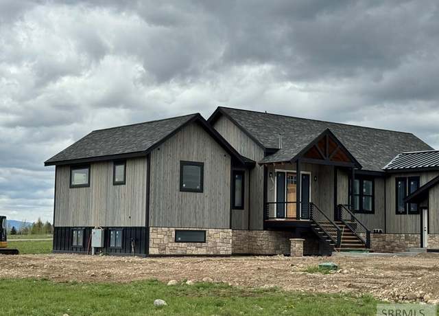 Property at 623 Royal Elk Cir, Victor, ID 83455, 6 beds, 5 baths