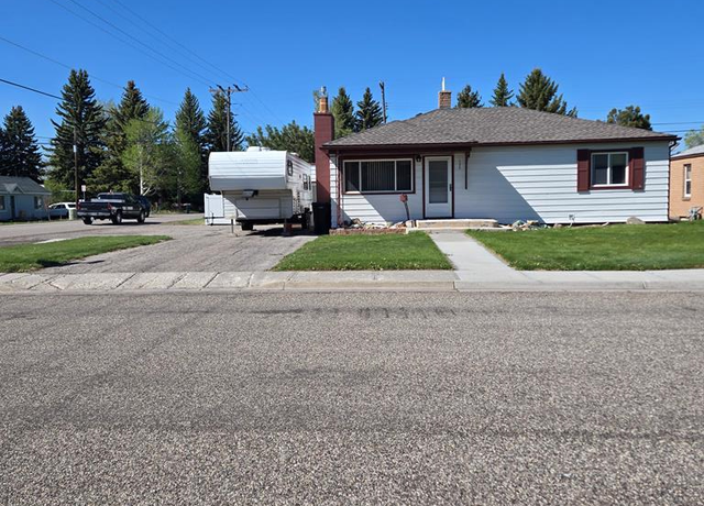 Property at 135 Dove Ave, Rigby, ID 83442, 3 beds, 1 bath