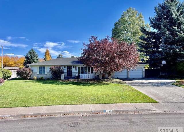 Property at 2921 Disney Dr, Idaho Falls, ID 83404, 5 beds, 3 baths