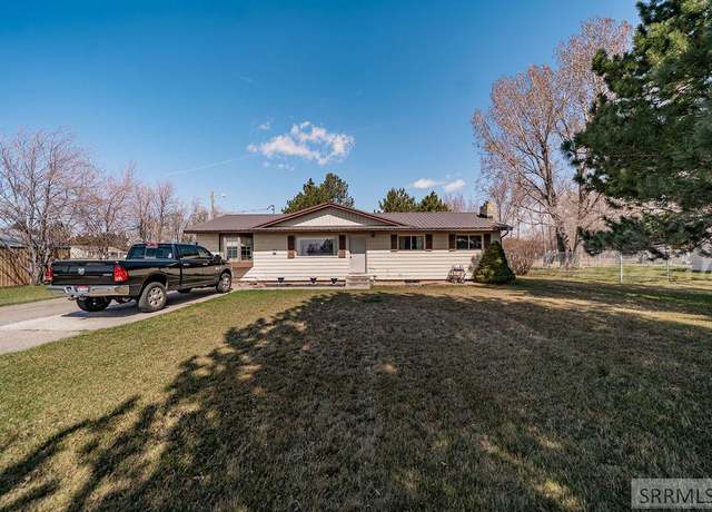 Property at 167 E Baseline Rd, Shelley, ID 83274, 4 beds, 3.5 baths