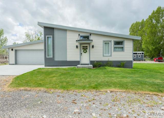 Property at 7869 S 400 W, Rexburg, ID 83440, 3 beds, 2 baths
