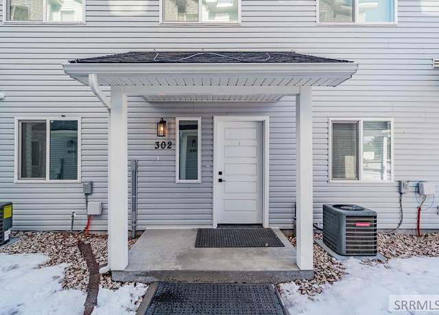 Property at 676 E Court St #302, Blackfoot, ID 83221, 3 beds, 2.5 baths