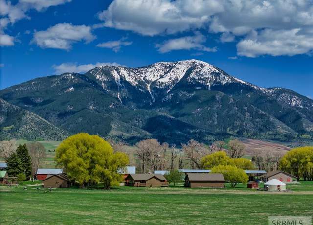 Property at 36 Trumpeter Rd, Swan Valley, ID 83449, 4 beds, 3 baths