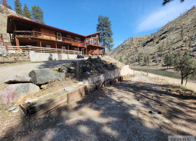 Property at 1935 Salmon River Rd, Shoup, ID 83469, 5 beds, 3.5 baths
