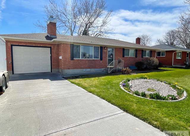 Property at 1182 E 21st St, Idaho Falls, ID 83404, 4 beds, 2 baths
