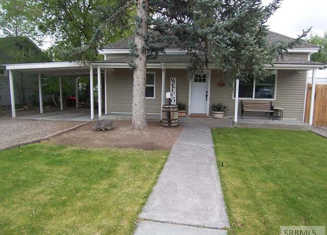 Property at 188 Rodgers Ave, Blackfoot, ID 83221, 2 beds, 2 baths