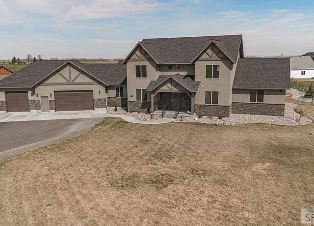 Property at 3790 Sequoia Ct, Rexburg, ID 83440, 5 beds, 3.5 baths