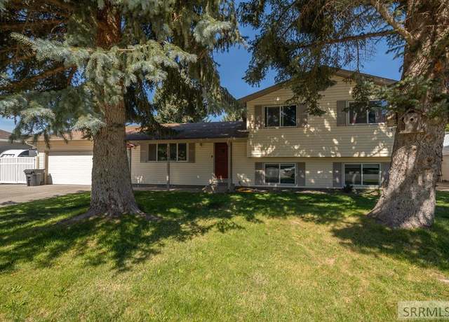 Property at 2340 Westcliff Dr, Idaho Falls, ID 83402, 4 beds, 3 baths
