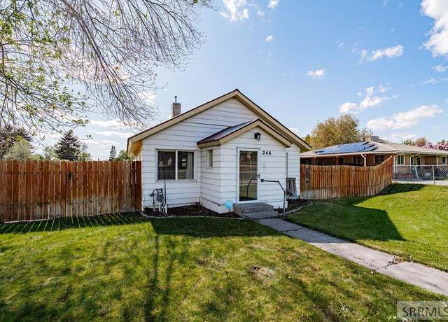 Property at 246 S Milton Ave, Shelley, ID 83274, 3 beds, 1 bath