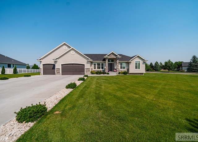 Property at 5320 Long Cove Dr, Idaho Falls, ID 83401, 3 beds, 2.5 baths