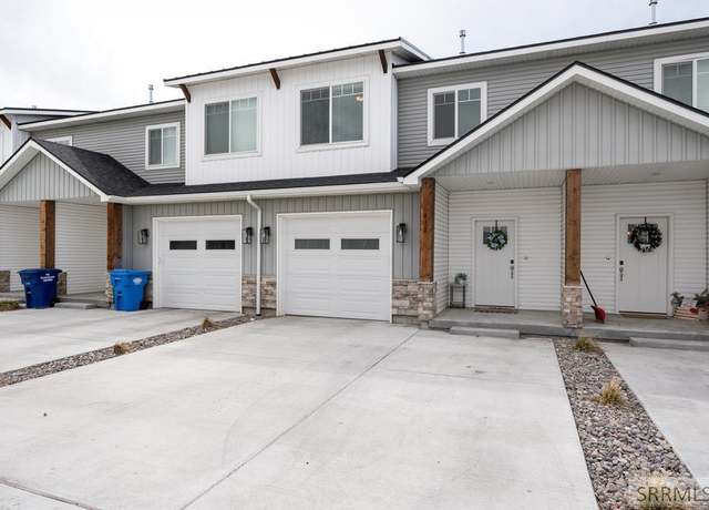 Property at 412 S 3rd W, Sugar City, ID 83448, 3 beds, 2.5 baths