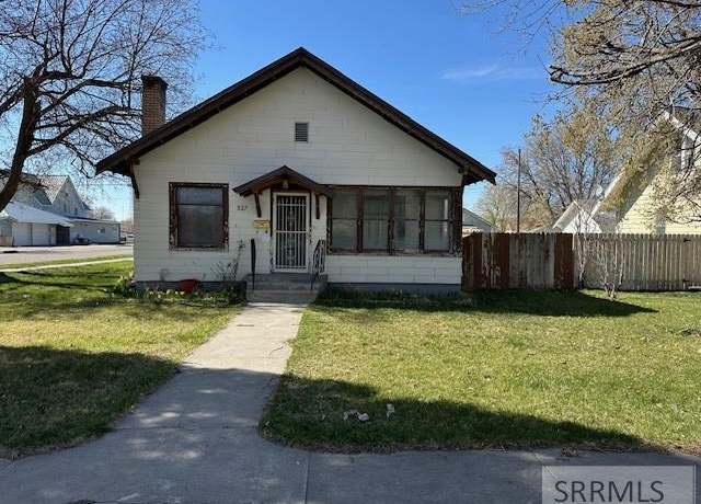 Property at 327 N University Ave, Blackfoot, ID 83221, 3 beds, 1 bath