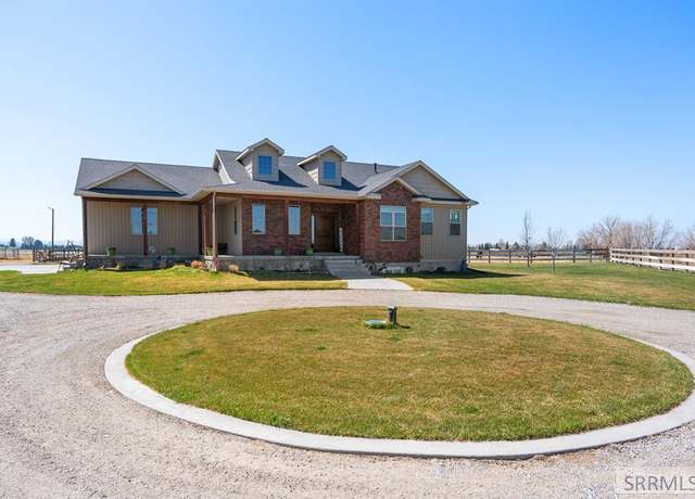 Property at 431 W 300 N, Blackfoot, ID 83221, 5 beds, 4.5 baths