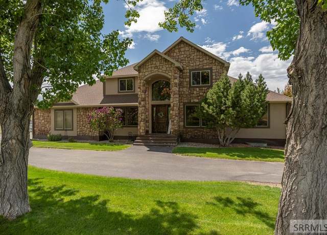 Property at 6850 E Valverde St, Idaho Falls, ID 83401, 5 beds, 3.5 baths