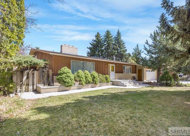 Property at 3333 Handly Ave, Idaho Falls, ID 83404, 4 beds, 3 baths