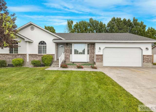 Property at 3951 S Summerwood Ln, Ammon, ID 83406, 5 beds, 3 baths