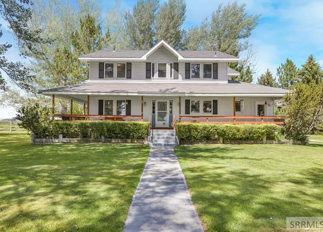 Property at 438 S 900 W, Blackfoot, ID 83221, 5 beds, 2.5 baths