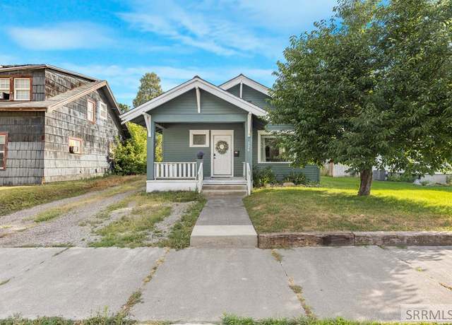 Property at 526 L St, Idaho Falls, ID 83402, 2 beds, 1 bath
