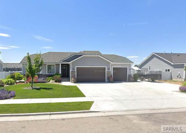 Property at 7084 Bedford Ave, Idaho Falls, ID 83402, 5 beds, 3 baths