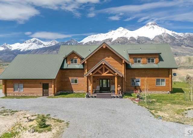 Property at 4550 N Hwy 93, Mackay, ID 83251, 3 beds, 2.5 baths