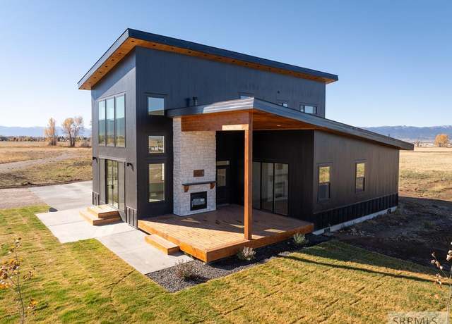 Property at 1558 Snowshoe Ln, Driggs, ID 83422, 3 beds, 2.5 baths